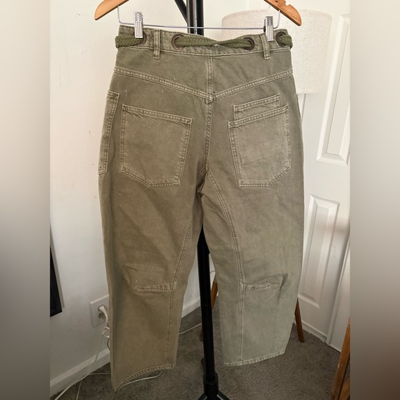 NWOT FREE PEOPLE WE THE FREE Moxie Pull-On Barrel Jeans | Army MSRP $148 - Picture 12 of 13